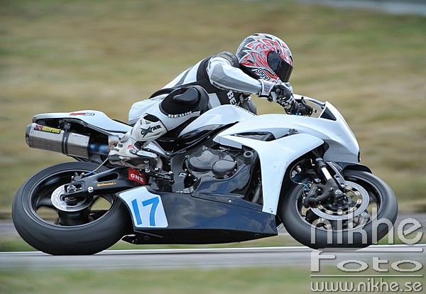 17_1942.jpg