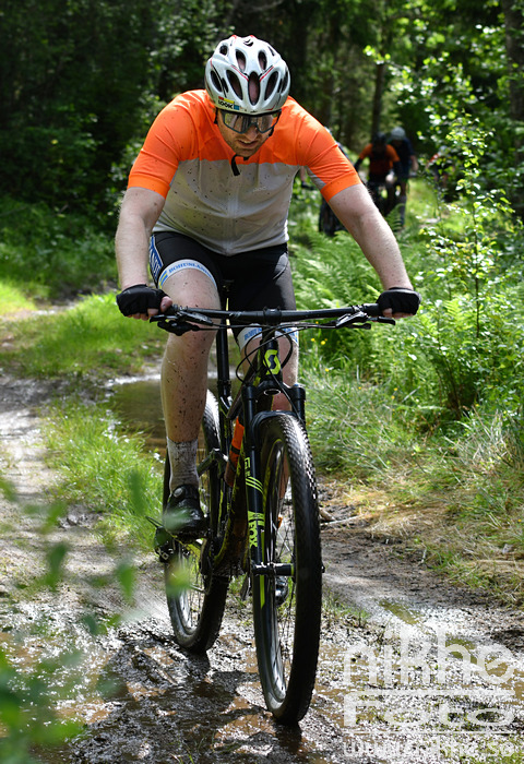 MTB25_6044.jpg