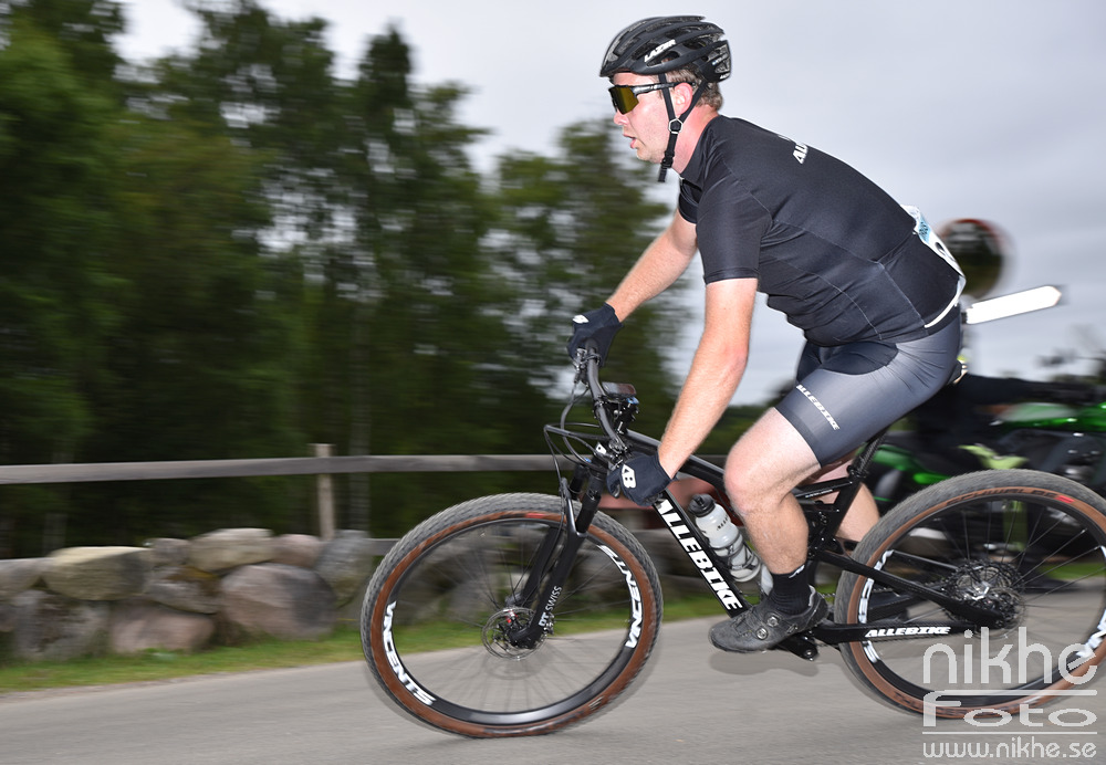 MTB22_0107.jpg