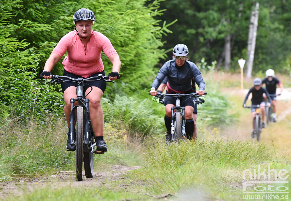 MTB22_0264.jpg
