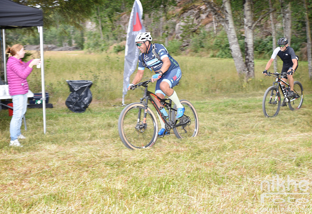 MTB22_0420.jpg