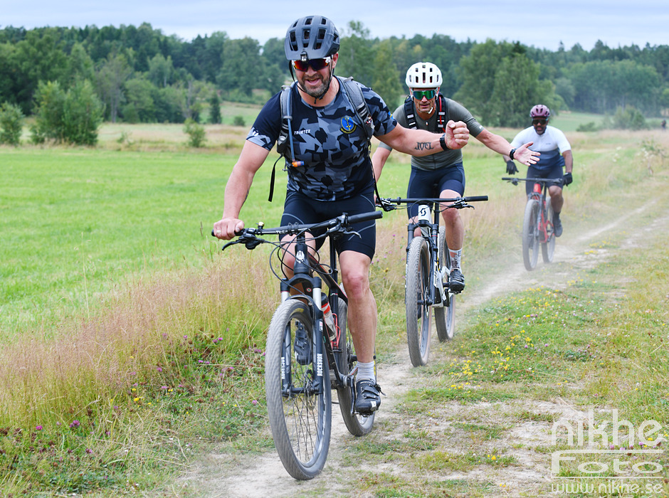 MTB22_0607.jpg