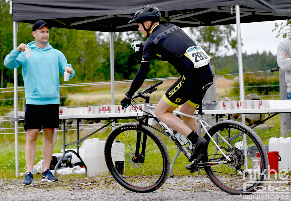 MTB22_0703.jpg