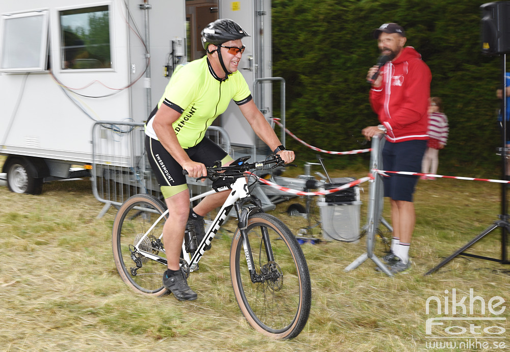MTB22_1042.jpg